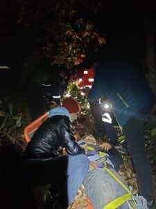 RİZE (AA) – Rize'de ineği için indiği uçurumda rahatsızlanan kişi,