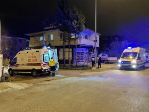 SAKARYA (AA) – Sakarya'nın Serdivan ilçesinde, sobadan sızan karbonmonoksit gazından