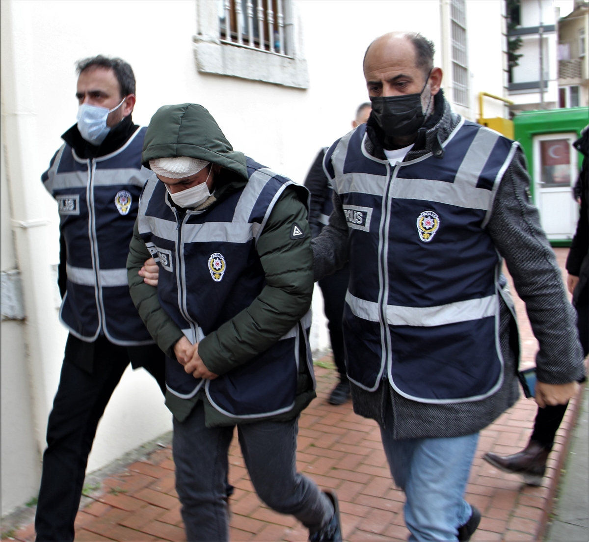 Sinop'ta 2 kişiyi öldürdüğü iddiasıyla gözaltına alınan zanlı tutuklandı