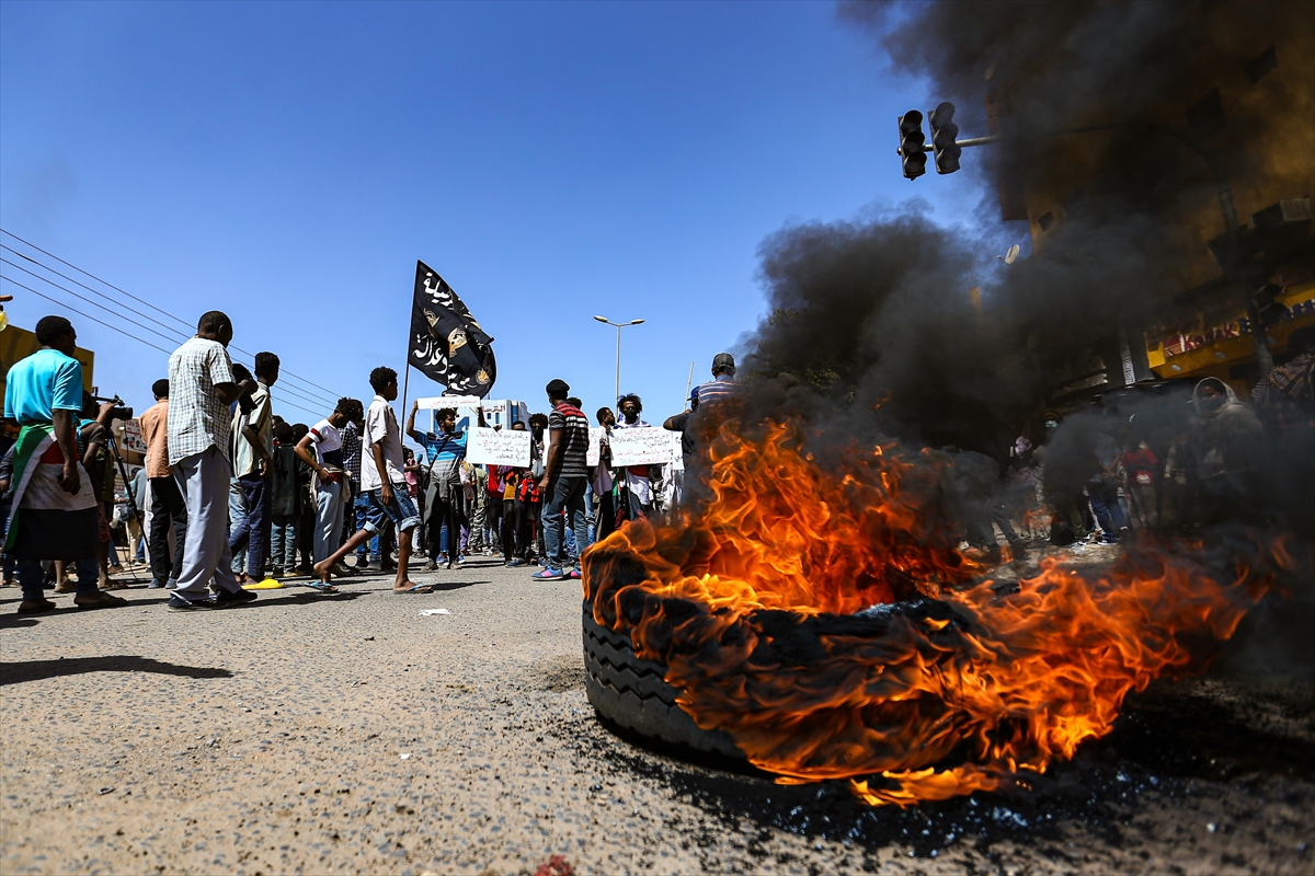 Sudan'da askeri yönetim karşıtı protestolar sürüyor