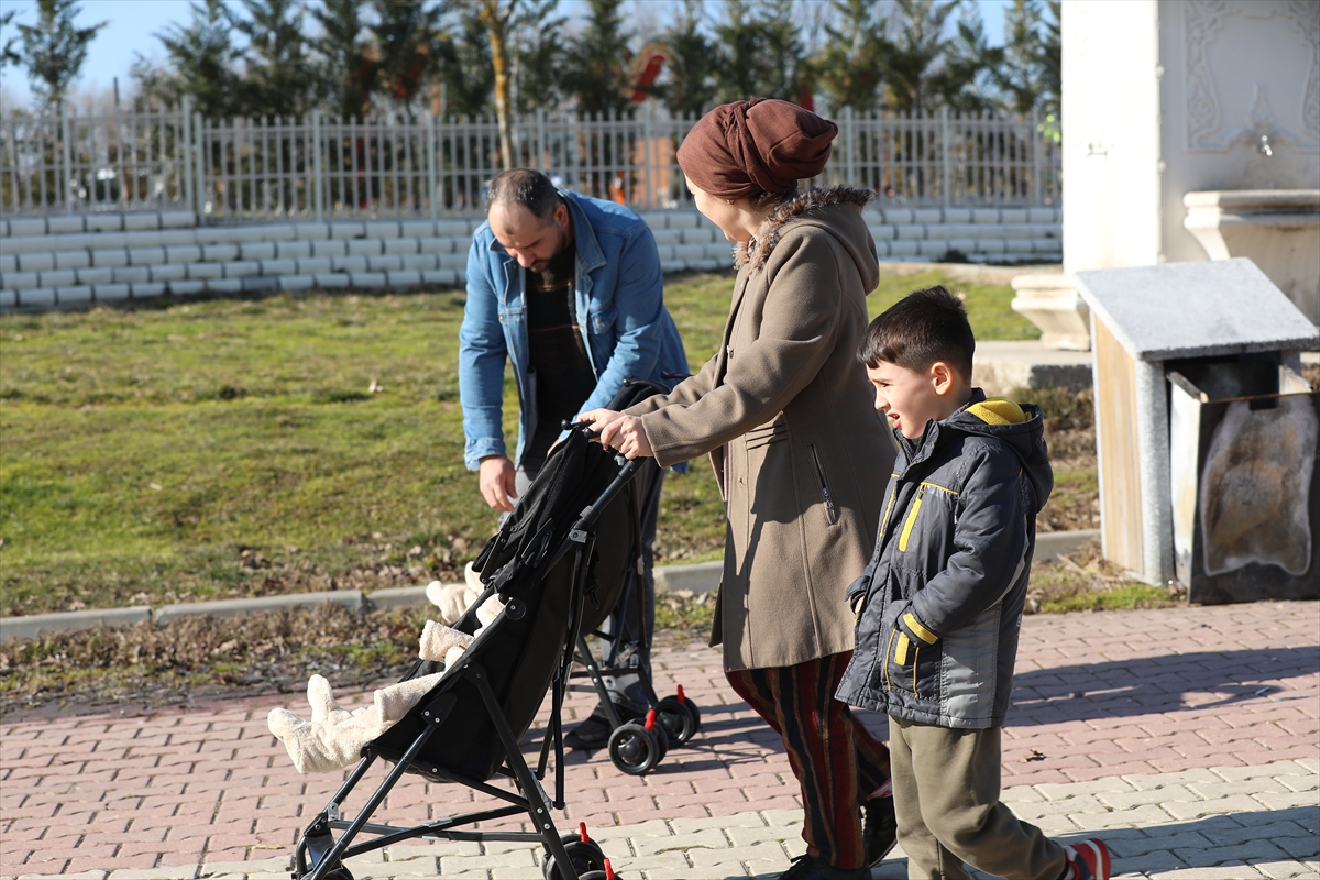 Tekirdağ'da kent sakinleri güzel havanın tadını çıkardı