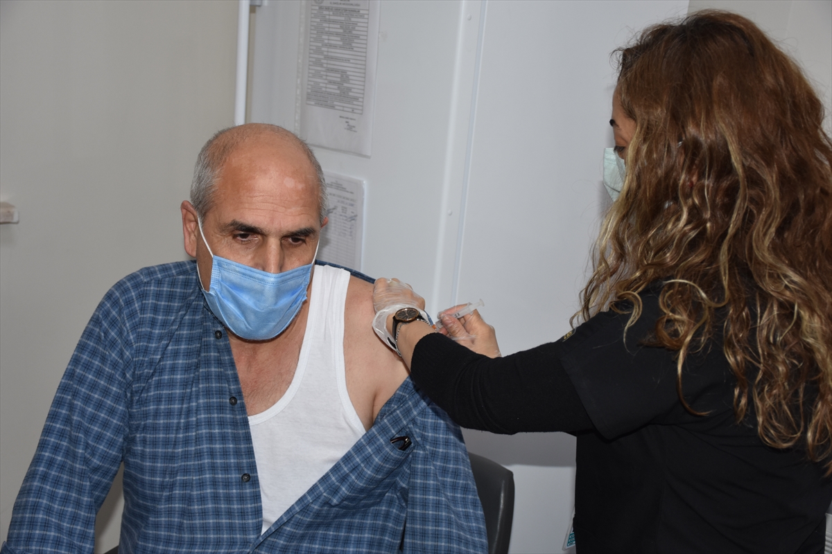 TURKOVAC aşısı Bilecik'te uygulanmaya başlandı