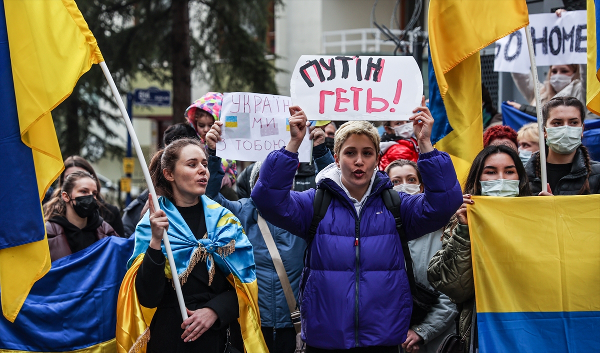 Ukraynalılar ve Kırım Tatarları, Ankara'da Ukrayna'ya destek gösterisi düzenledi
