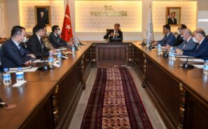 VAN (AA) – Van Valisi ve Büyükşehir Belediye Başkan Vekili