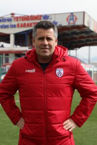 - "Geçen sene final oynamıştık, bu sene alttan kurtulma derdindeyiz.