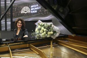 ANTALYA (AA) – Cumhurbaşkanı Recep Tayyip Erdoğan'ın himayelerinde ve Dışişleri