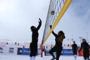 KAYSERİ (AA) – ERGÜN HAKTANIYAN – Antalya'daki plajlarda antrenman yapan