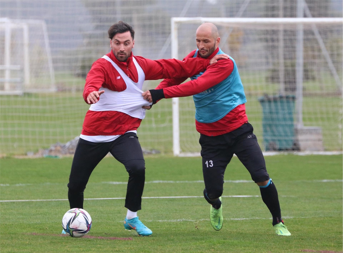 Antalyaspor, Başakşehir karşılaşmasının hazırlıklarına başladı