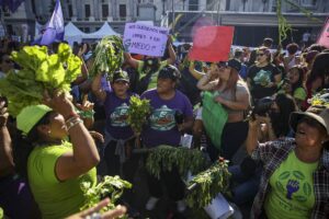 BUENOS AIRES (AA) – Arjantin'de binlerce kişi 8 Mart Dünya