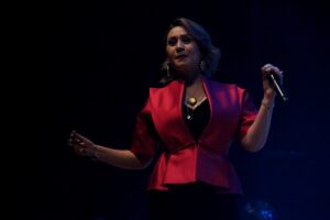 KONYA (AA) – Azerbaycan Devlet Sanatçısı Azerin, 8 Mart Dünya