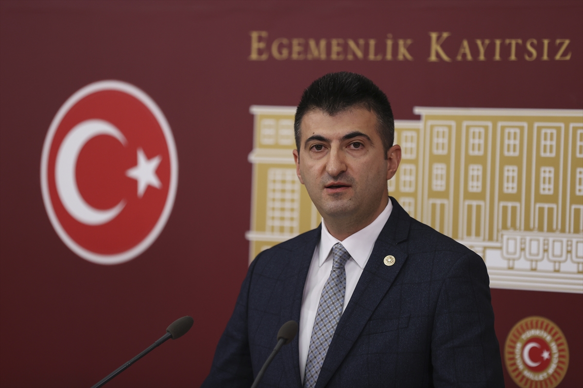 Bağımsız İzmir Milletvekili Çelebi'den “güçlendirilmiş parlamenter sistem” eleştirisi: