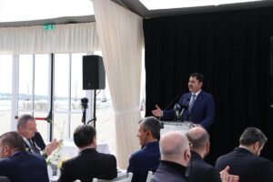 CANNES (AA) – Çevre, Şehircilik ve İklim Değişikliği Bakanı Murat