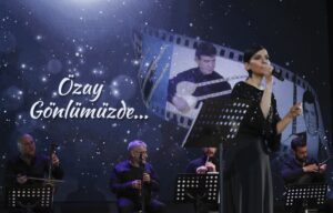 ANKARA (AA) – Denizlili Türk Halk Müziği sanatçısı Özay Gönlüm,