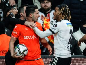 - Beşiktaş: 2 - Medipol Başakşehir: 2