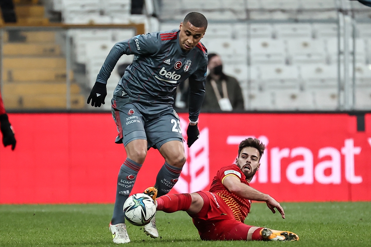 Stat: Vodafone Park Hakemler: Halil Umut Meler, Mustafa Emre Eyisoy,