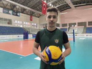 Bingöl Solhanspor umutlarını sürdürmeyi hedefliyor BİNGÖL (AA) – RIDVAN KORKULUTAŞ – AXA Sigorta Efeler Ligi'nde