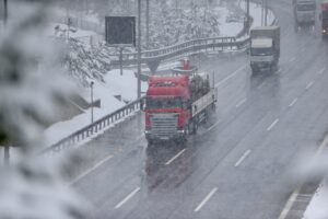 DÜZCE/BOLU (AA) – Anadolu Otoyolu ve D-100 kara yolunun Bolu
