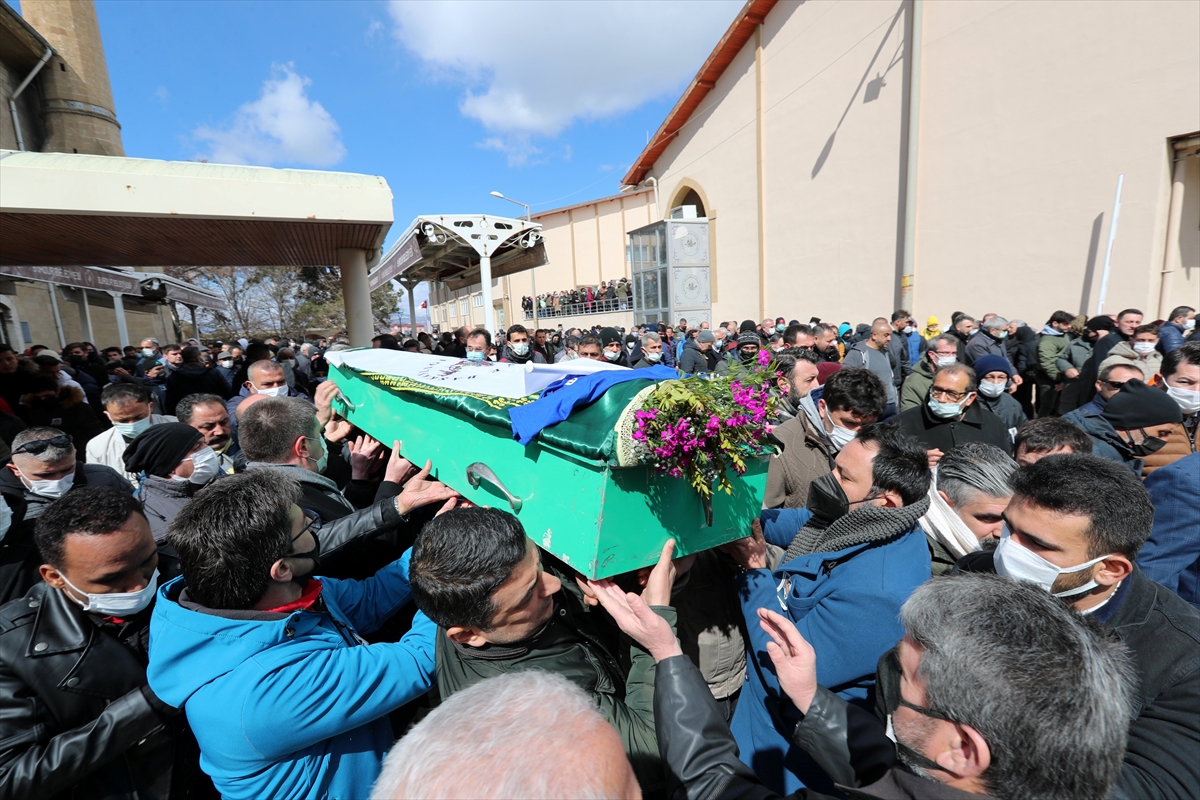 Burdur'da halı saha maçının ardından kalp krizi geçiren belediye çalışanı öldü