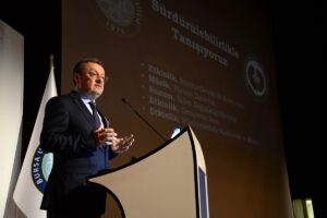 BURSA (AA) – Bursa Uludağ Üniversitesi Rektörü Prof. Dr. Ahmet