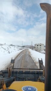 BURSA (AA) – Bursa Büyükşehir Belediyesi ekipleri, yoğun kar yağışı