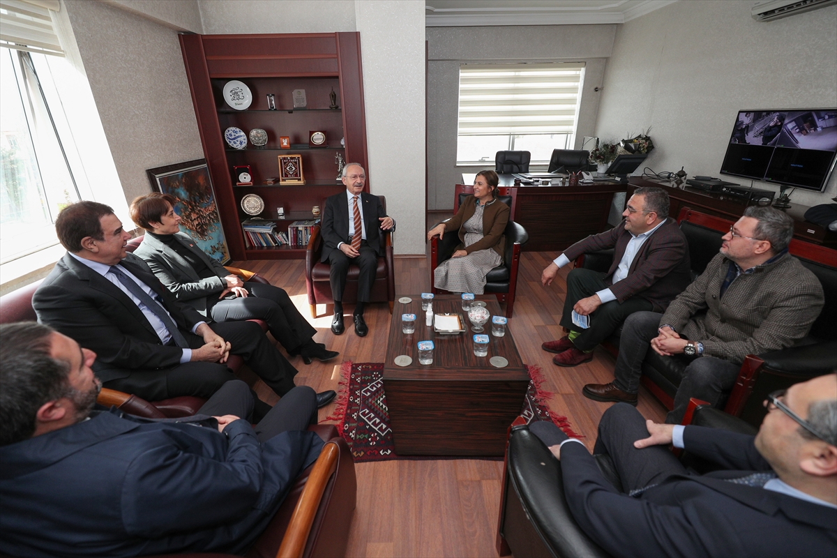 Kılıçdaroğlu, Diyarbakır'da “Türkiye'de Muhalefet ve CHP'nin Tutumu Toplantısı”nda konuştu: