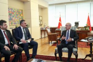 ANKARA (AA) – CHP Genel Başkanı Kemal Kılıçdaroğlu, Türk Eczacıları