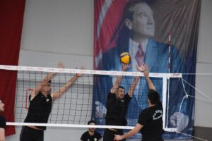 ŞIRNAK (AA) – Voleybol AXA Sigorta Efeler Ligi ekiplerinden Allpower