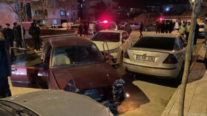 ÇORUM (AA) – Çorum'da bir aracı kurşunlayıp kaçan 3 zanlı,