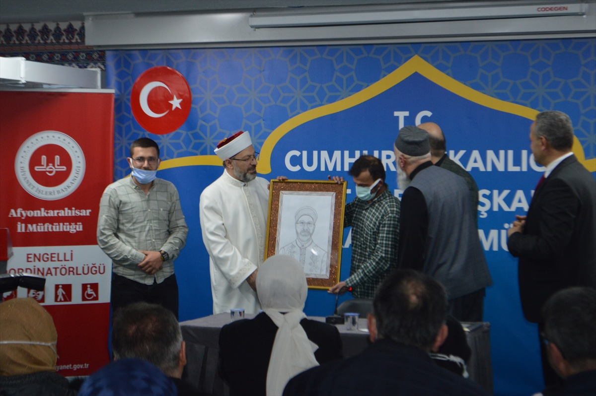 Diyanet İşleri Başkanı Erbaş, Afyonkarahisar'da Engelsiz Kur'an Kursu'nun açılışında konuştu:
