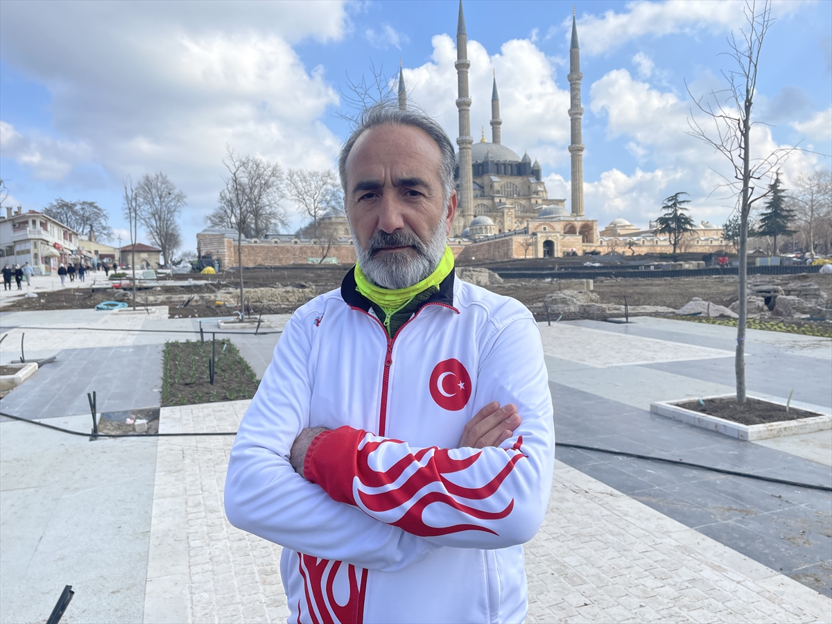Edirne'deki maratonda Ukraynalı atletler “Savaşa hayır” temasıyla koşacak