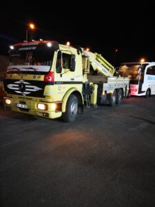 - Sürücü ile araç sahibine toplam 2 bin 664 lira