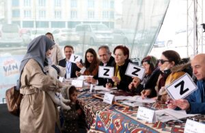 - 32 kedinin podyuma çıktığı Van Kedisi Güzellik Yarışması'nda Mia