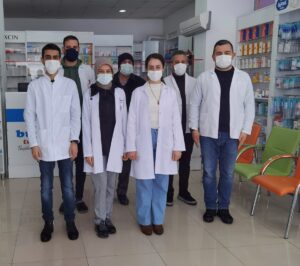 ERZİNCAN (AA) – Erzincan'da eczacılar, Kovid-19'dan vefat eden meslektaşlarını törenle