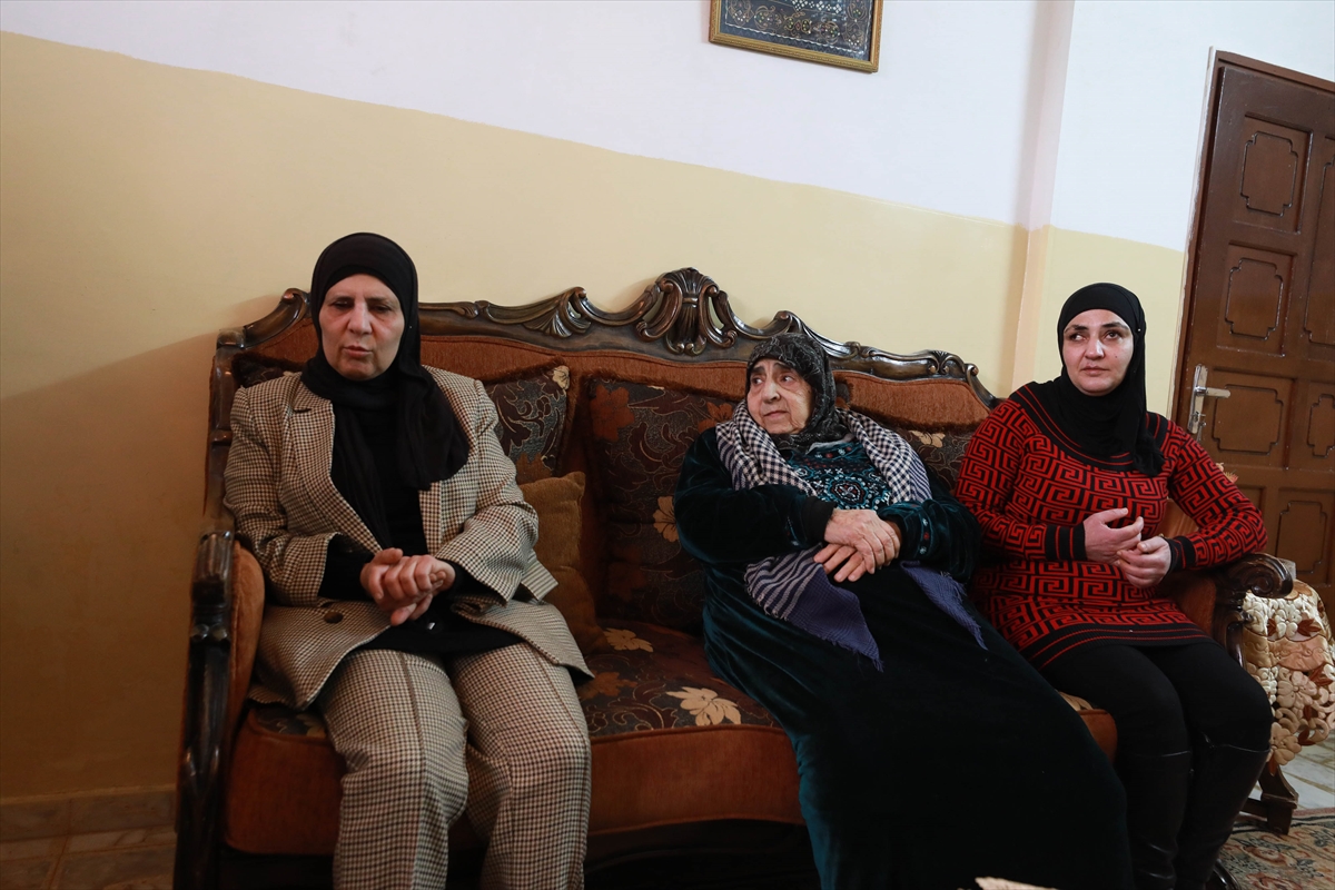 Filistinli görme engelli kız kardeşler İsrail güçlerinin “köpekli ev baskınının” travmasını atlatamadı