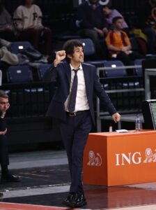 Salon: Sinan Erdem Hakemler: Aytuğ Ekti, Fatih Arslanoğlu, Sinem tetik