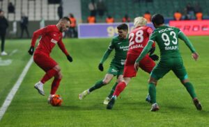- GZT Giresunspor: 2 - Gaziantep FK: 1