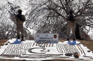 HAKKARİ (AA) – Hakkari'nin Şemdinli ilçesinde terör örgütü PKK'ya yönelik