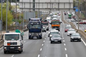 - Danone, 24 saat içinde grevin sonlandırılmaması halinde 4 süt