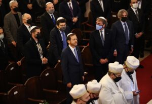 - "Cumhurbaşkanı Erdoğan'a da söyledim, Orta Doğu‘daki farklı din mensuplarının