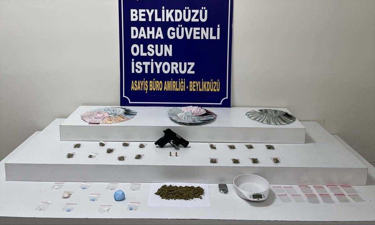 İstanbul'da uyuşturucu madde ticareti yapan iki şüpheli tutuklandı