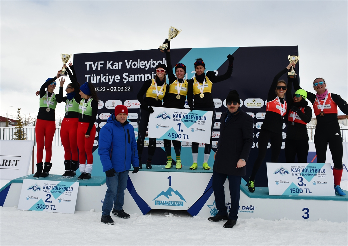 Kar Voleybolu Türkiye Şampiyonası'na “TVF” takımları damga vurdu