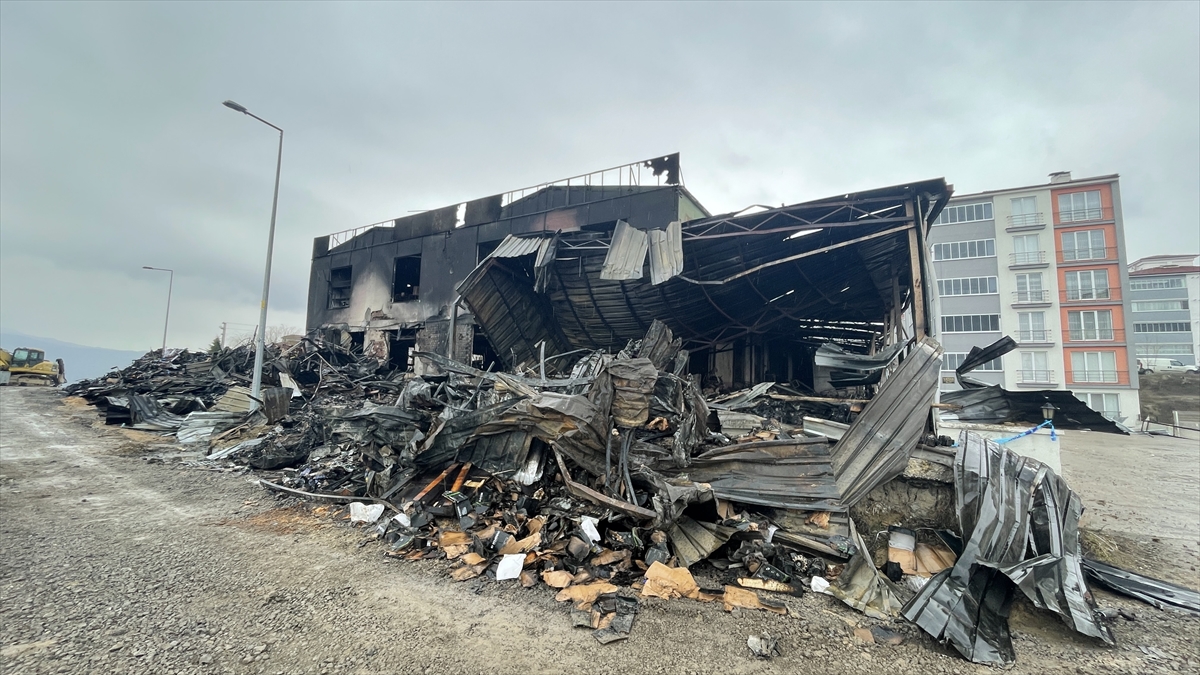 Karabük'te fabrika yangını söndürüldü