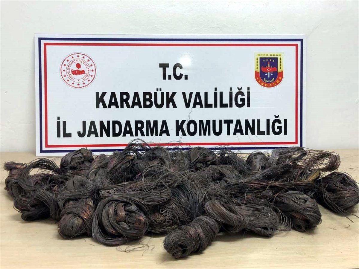 Karabük'te jandarmanın yakaladığı kablo hırsızlığı zanlıları tutuklandı