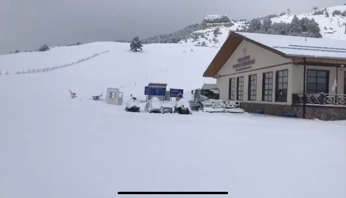 Karabük'ün yüksek kesimlerinde kar etkili oluyor