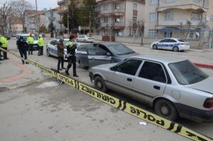 KARAMAN (AA) – Karaman'da, polisin "dur" ihtarına uymayıp kaçan sürücü,