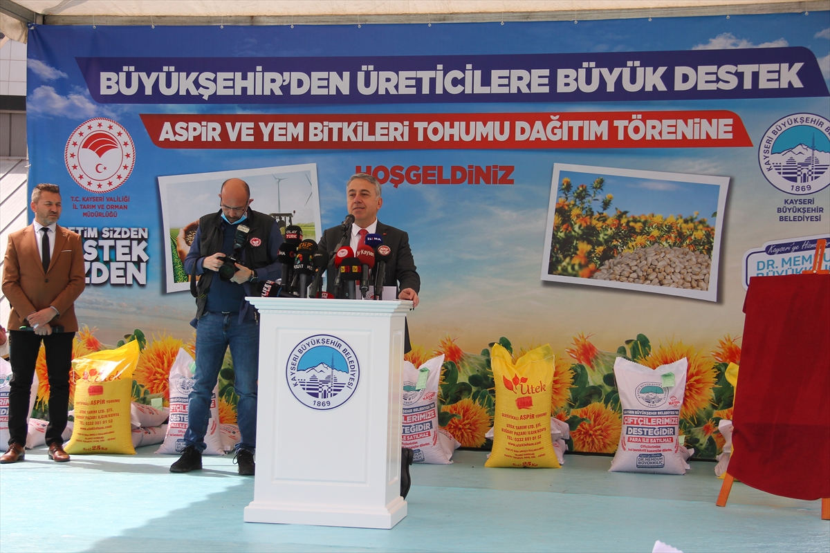 Kayseri Büyükşehir Belediyesinden çiftçilere 15 milyon liralık tohum desteği