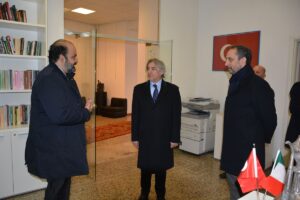 - "Dünyanın dört bir yerindeki fuarlara katılmayı özellikle önemsiyoruz. Bu