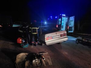 MANİSA (AA) – Manisa'nın Kula ilçesinde kamyonla çarpışan otomobilin sürücüsü