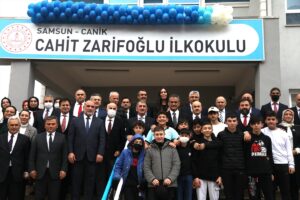 SAMSUN (AA) – Milli Eğitim Bakanı Mahmut Özer, "Bu ülkede