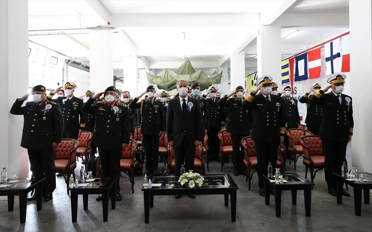 Milli Savunma Bakanı Akar, SAT ve SAS Özel İhtisas Kursları Diploma Töreni'nde konuştu: